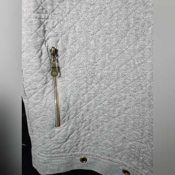 Blair Women's Light Gray Quilted Vest Size Med - Picture 2 of 6